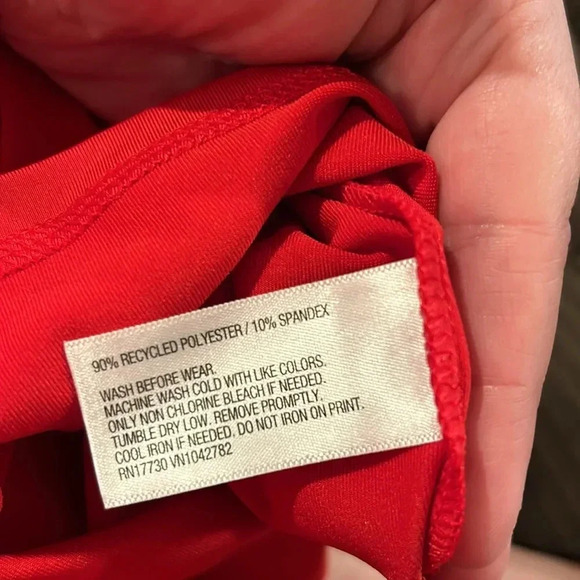 Cat & Jack red swim shirt new with tag - Picture 11 of 11